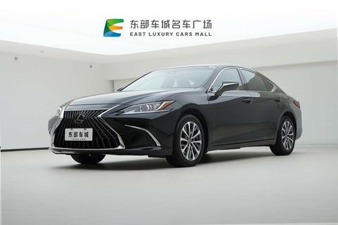 Lexus ES 2021