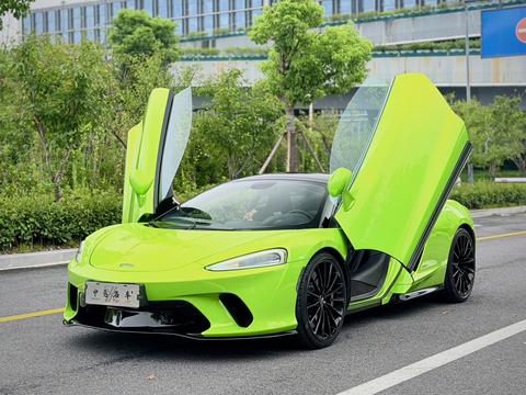 McLaren GT 2023