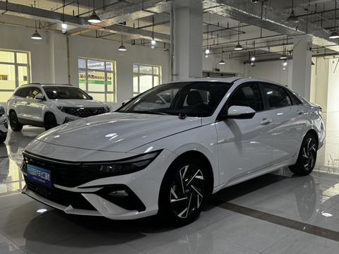 Hyundai Elantra 2023