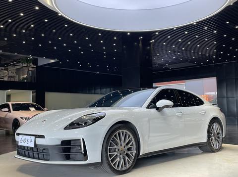 Porsche Panamera 2024