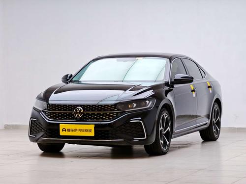 Volkswagen Passat 2023