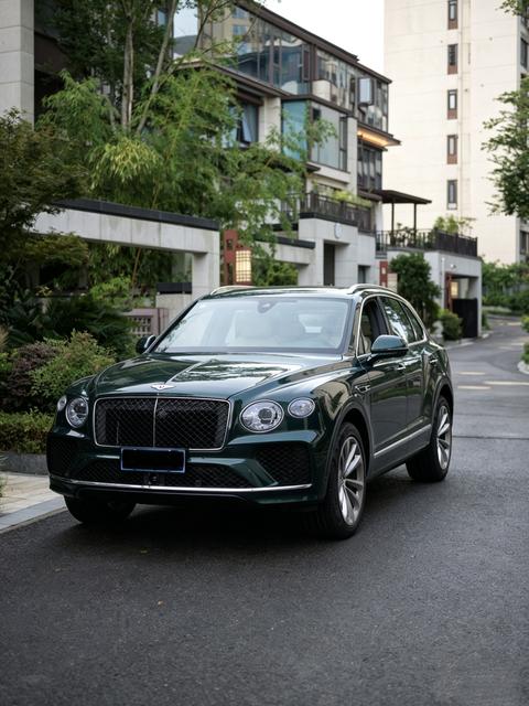 Bentley Bentayga 2024
