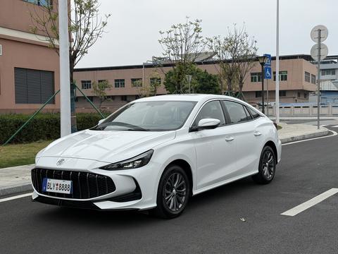 MG 5 2025