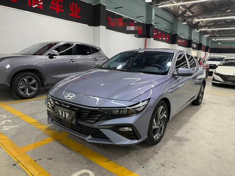 Hyundai Elantra 2023