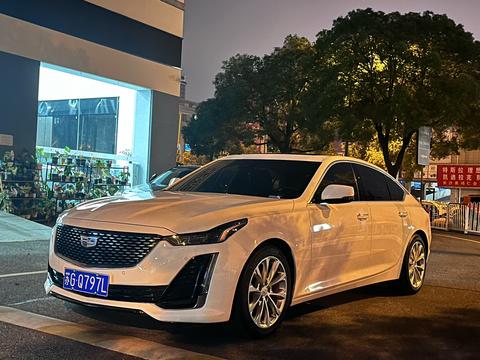 Cadillac CT5 2022