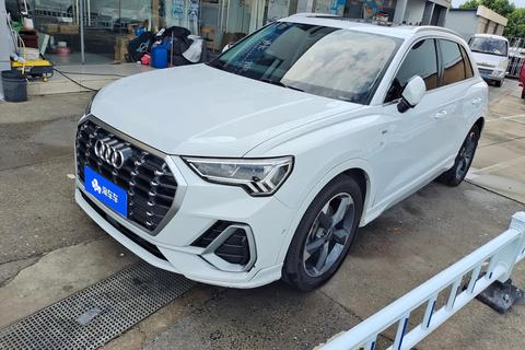 Audi Q3 2022
