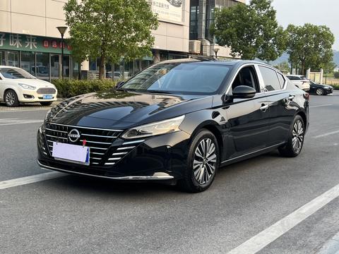 Nissan Teana 2022