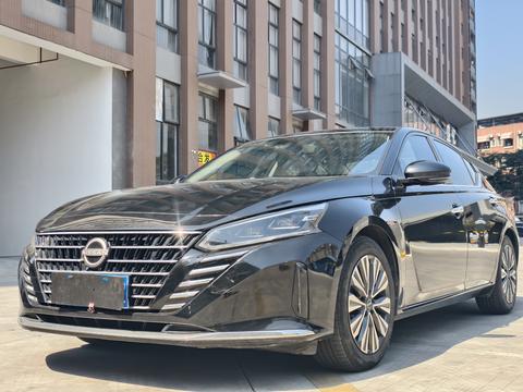 Nissan Teana 2022