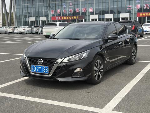 Nissan Teana 2022