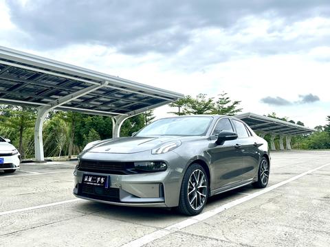 Lynk & Co 03 2022