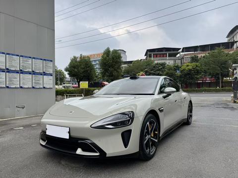Xiaomi SU7 2024