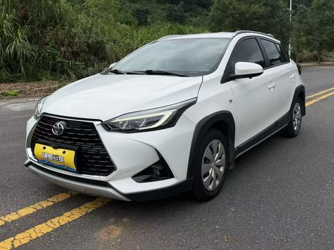 Toyota Yaris L Hatchback 2022