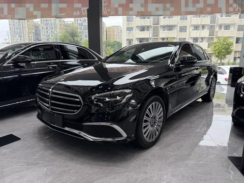 Mercedes-Benz E-Class 2022
