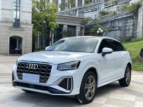 Audi Q2L 2022
