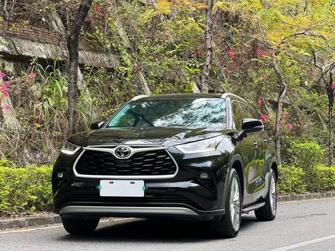 Toyota Highlander 2022