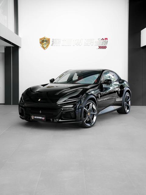 Ferrari Purosangue 2022