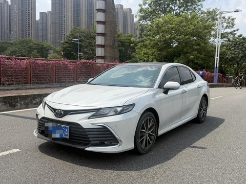 Toyota Camry 2021