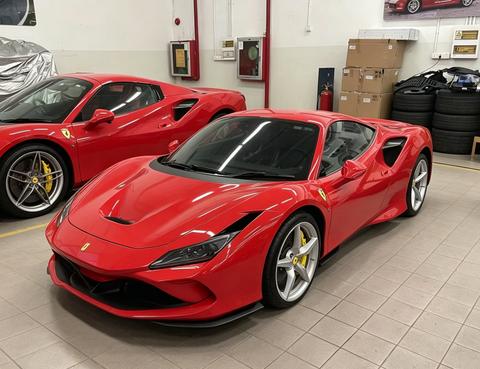 Ferrari F8 Tributo 2019