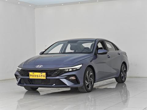 Hyundai Elantra 2023