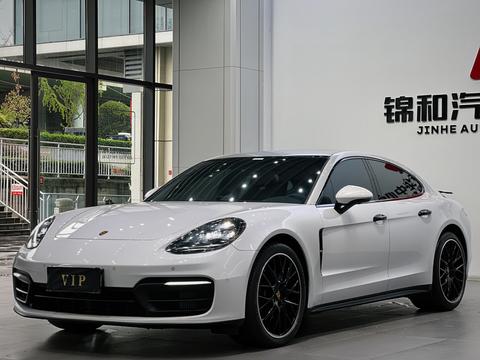 Porsche Panamera 2023