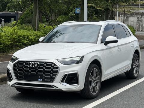 Audi Q5L 2022