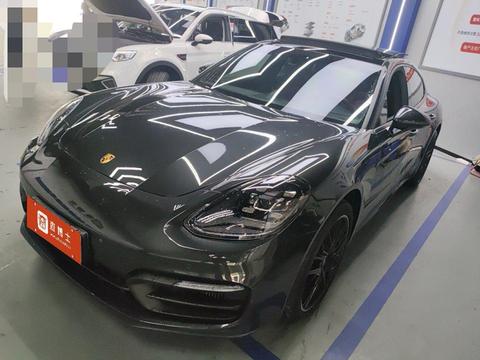 Porsche Panamera 2023