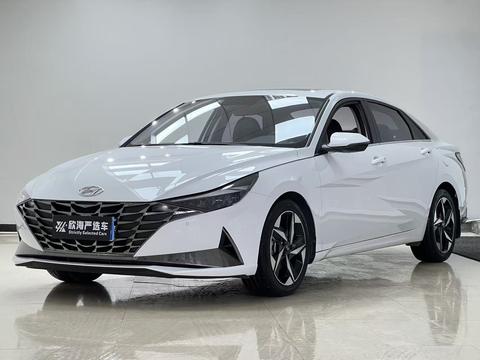 Hyundai Elantra 2022