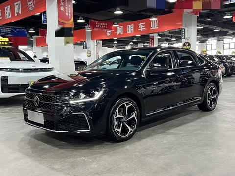 Volkswagen Passat 2025
