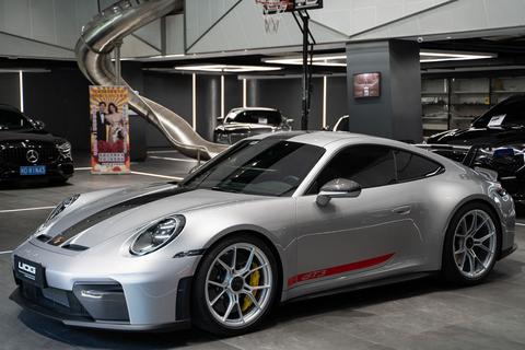 Porsche 911 2025