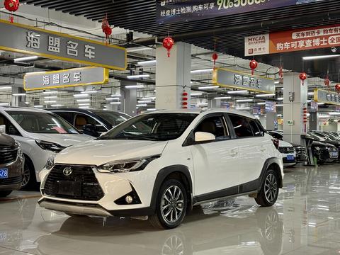 Toyota Yaris L 2022