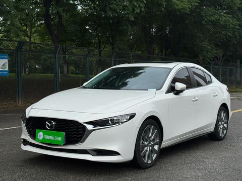 Mazda 3 Axela 2023