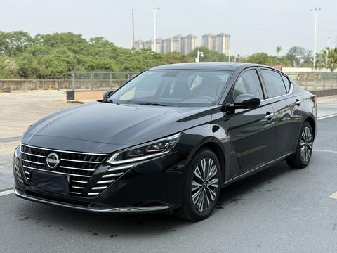 Nissan Teana 2022