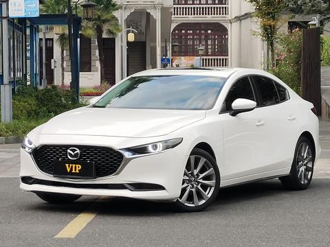 Mazda 3 Axela 2021