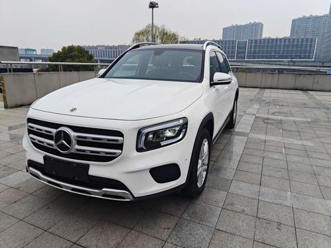 Mercedes-Benz GLB 2023
