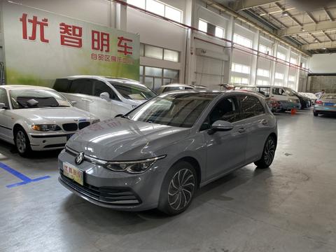Volkswagen Golf 2021