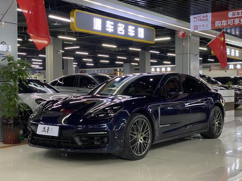 Porsche Panamera 2023