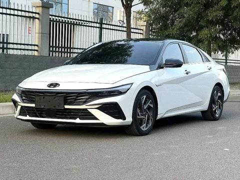 Hyundai Elantra 2023