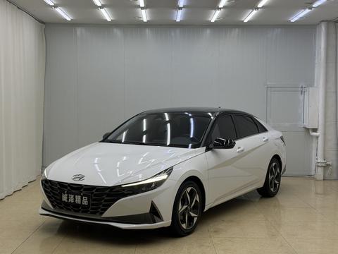 Hyundai Elantra 2022
