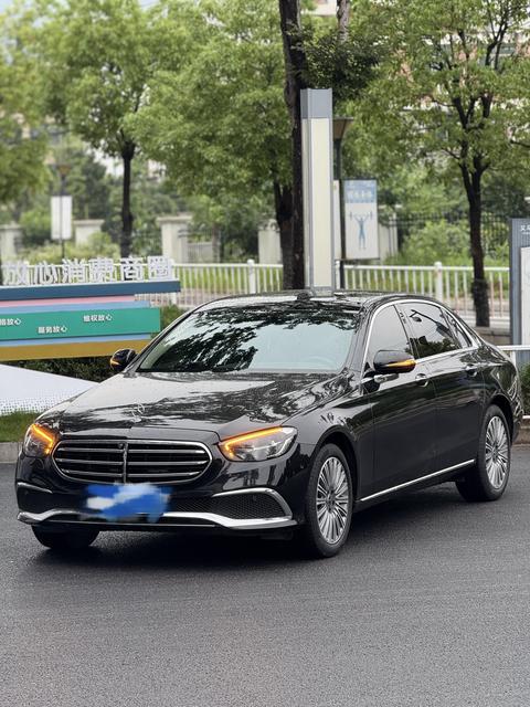 Mercedes-Benz E-Class 2023
