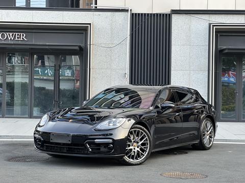 Porsche Panamera 2023
