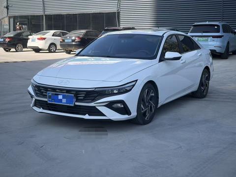 Hyundai Elantra 2023