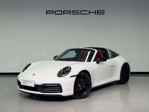 Porsche 911 2023