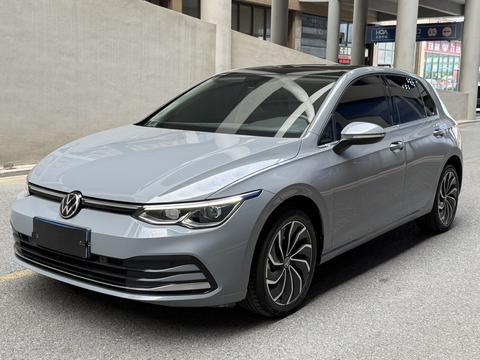 Volkswagen Golf 2021