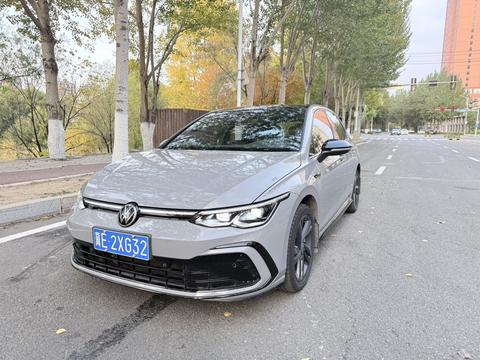 Volkswagen Golf 2023