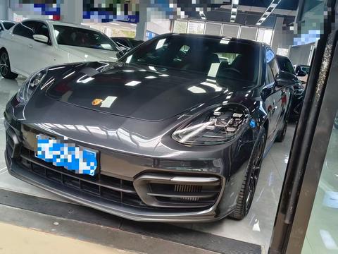 Porsche Panamera 2022