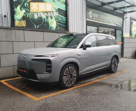 Denza N8L 2025
