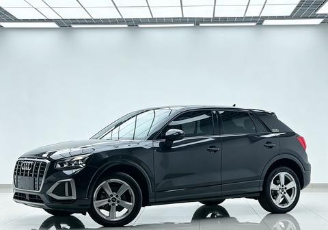 Audi Q2L 2022