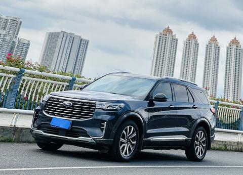 Ford Explorer 2023