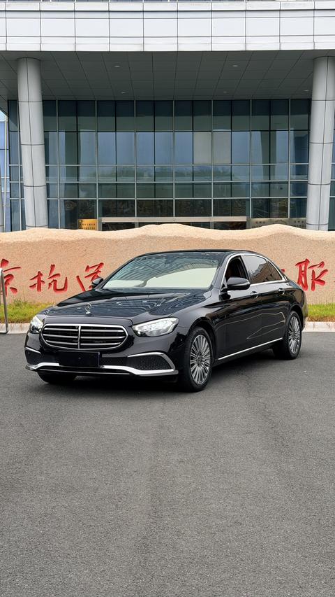 Mercedes-Benz E-Class 2021