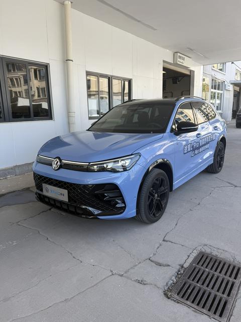 Volkswagen Tiguan L 2025